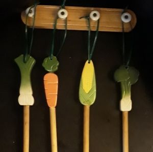 Vegetable kitchen utensil decor
